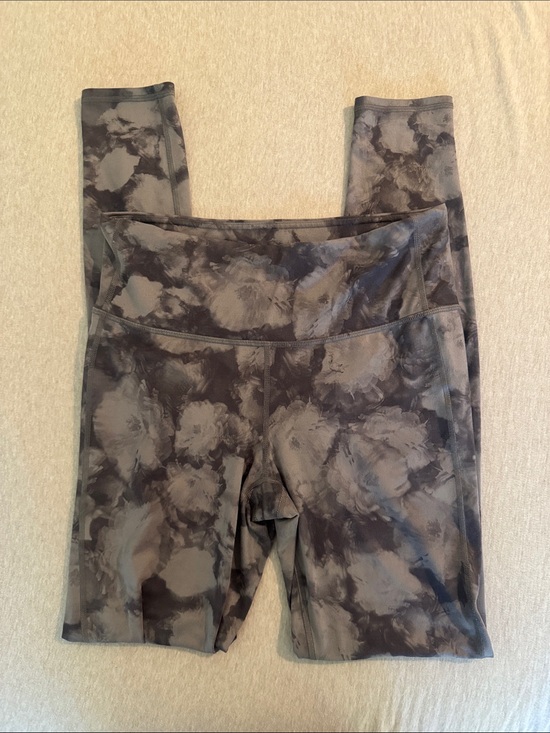 Athleta Pants - Athleta Marbled 7/8 Leggings